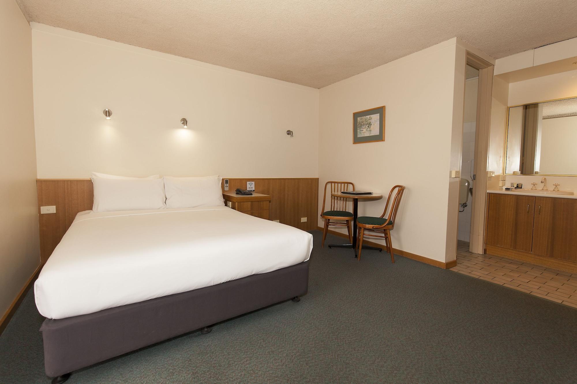 Echuca Nirebo Motel Bagian luar foto
