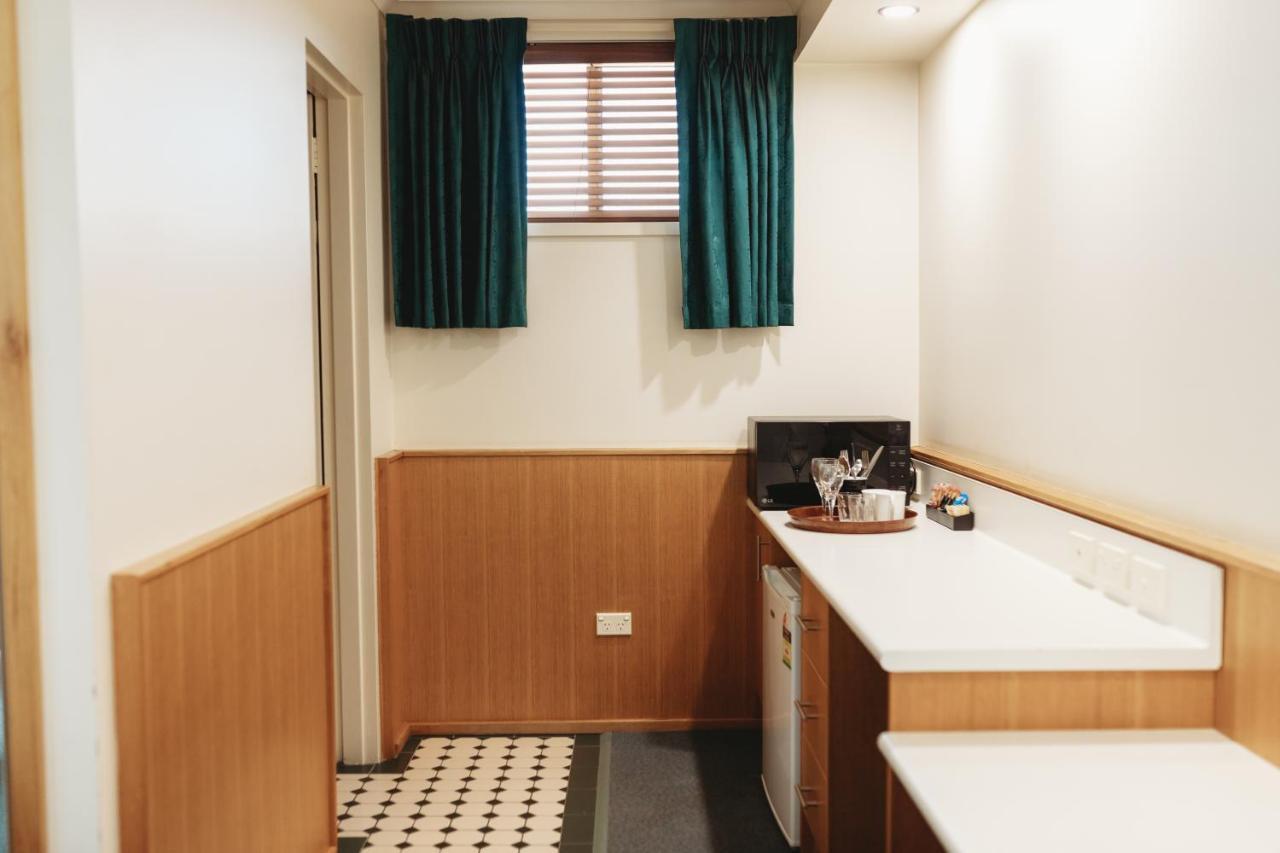 Echuca Nirebo Motel Bagian luar foto