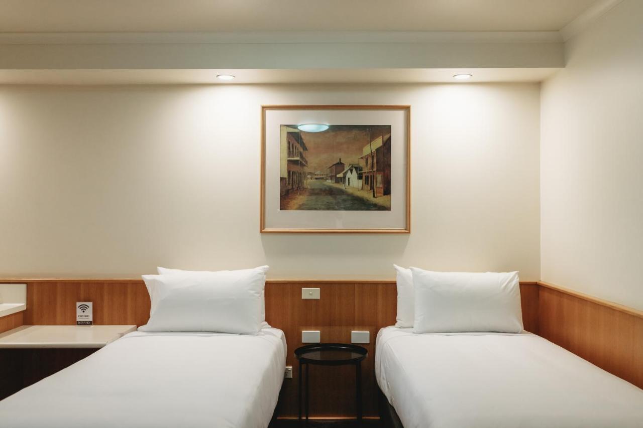 Echuca Nirebo Motel Bagian luar foto