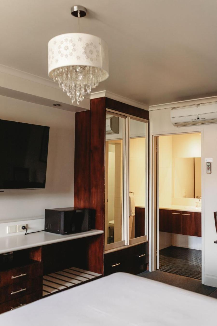 Echuca Nirebo Motel Bagian luar foto