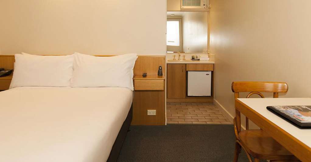 Echuca Nirebo Motel Bagian luar foto